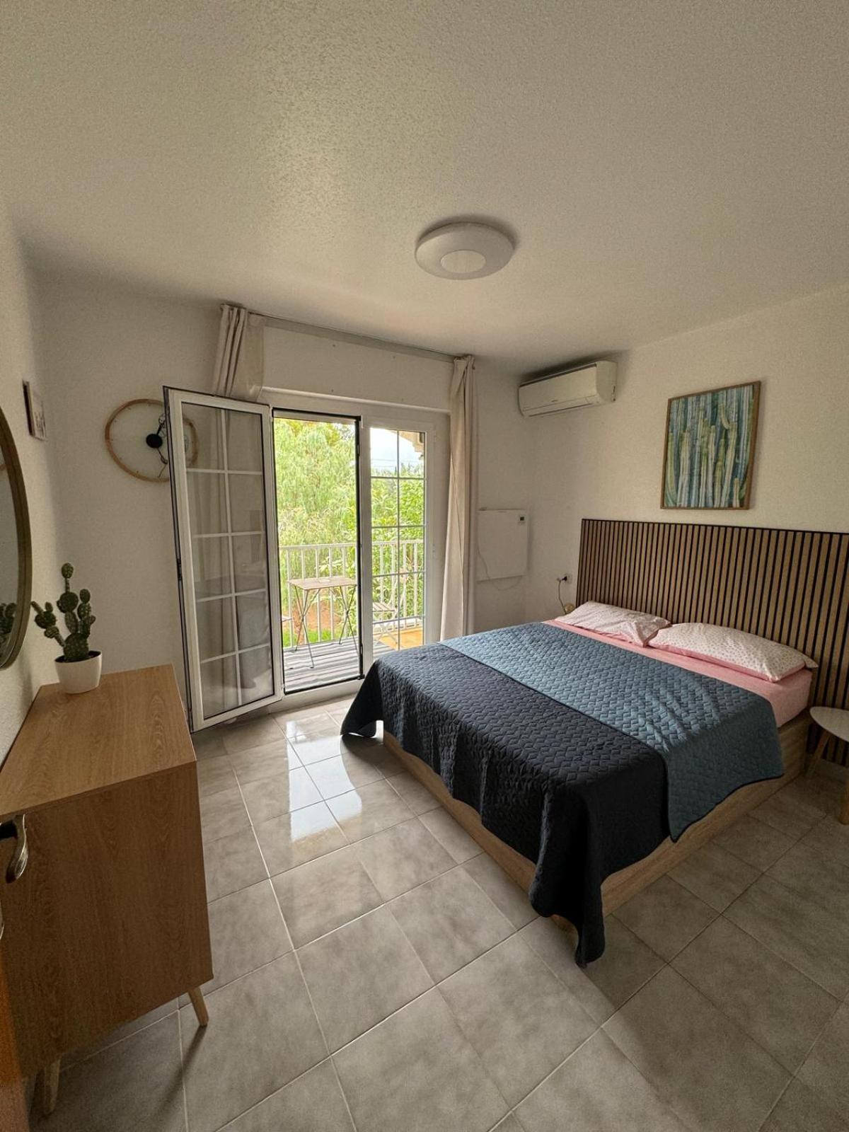 Villa Mare - 2 Beds With Balcony, Patio And Pool And Direct Park Access Мурсія Екстер'єр фото